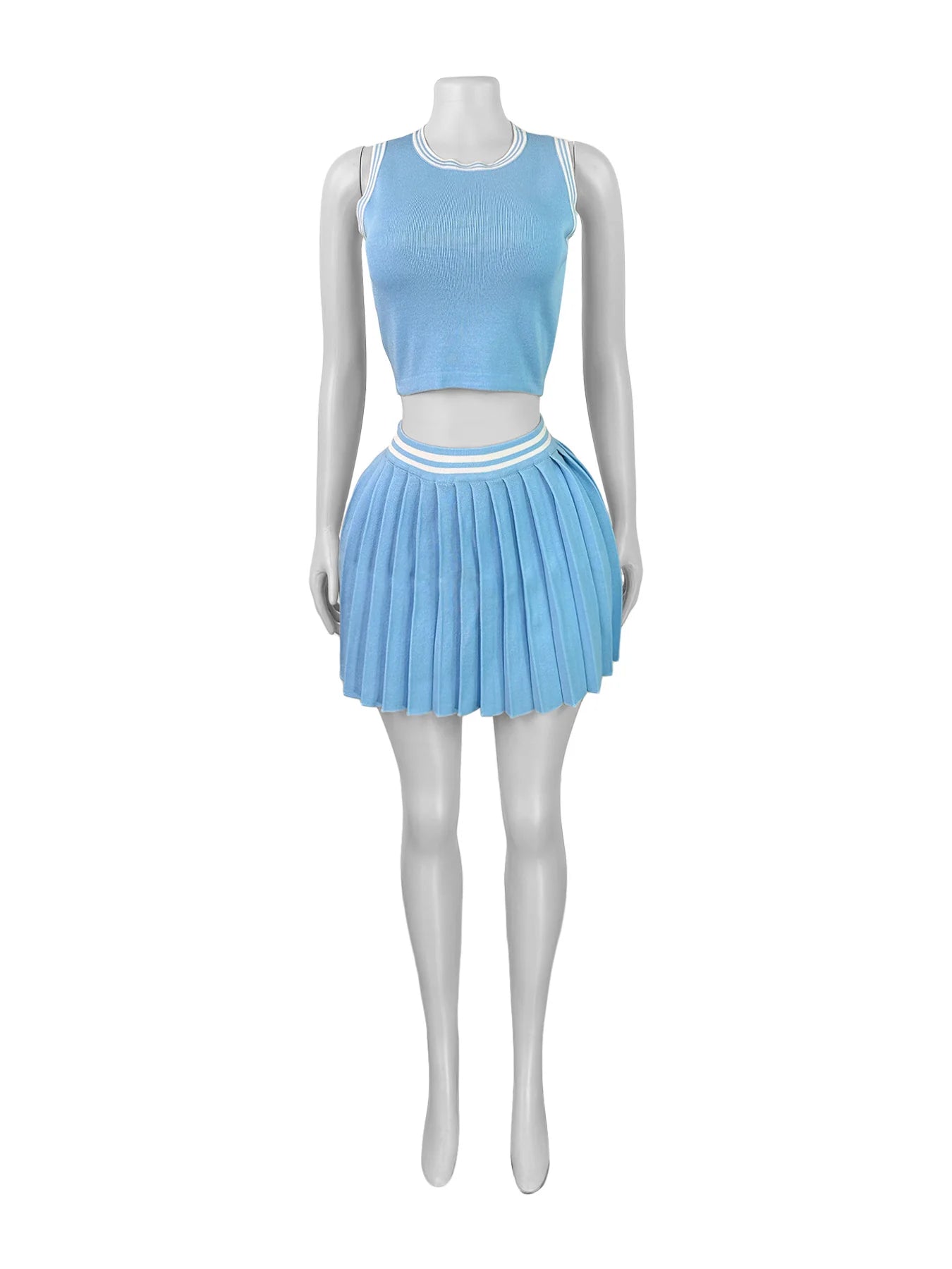 Sleeveless crop top + Pleated skirt